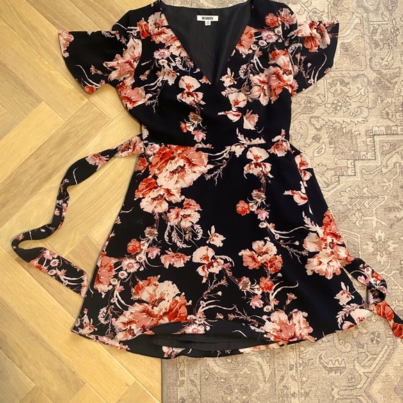 Black and Pink Floral Wedding Guest Dress - Picture 2 of 3